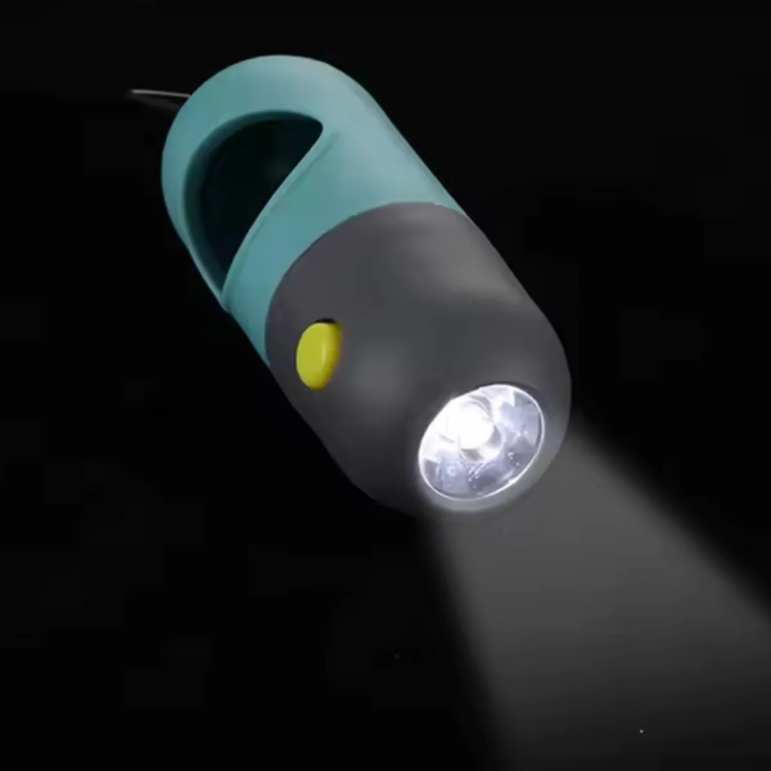 Cata Caca Com Lanterna