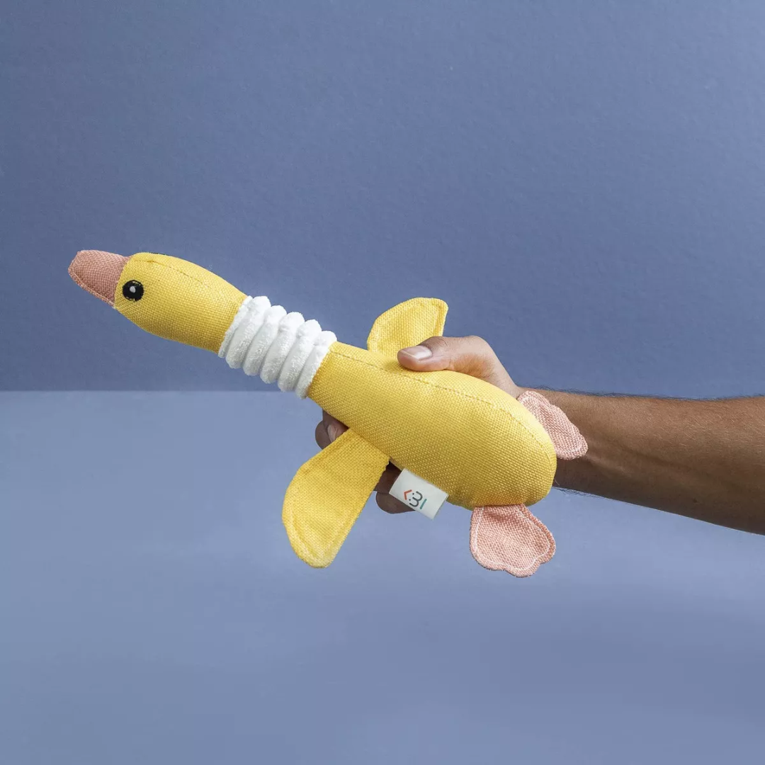 PATO PELUCIA RESISTENTE