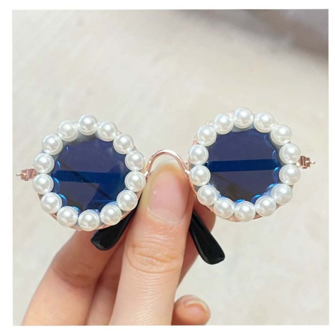 Óculos Redondo com Perolas Pequeno