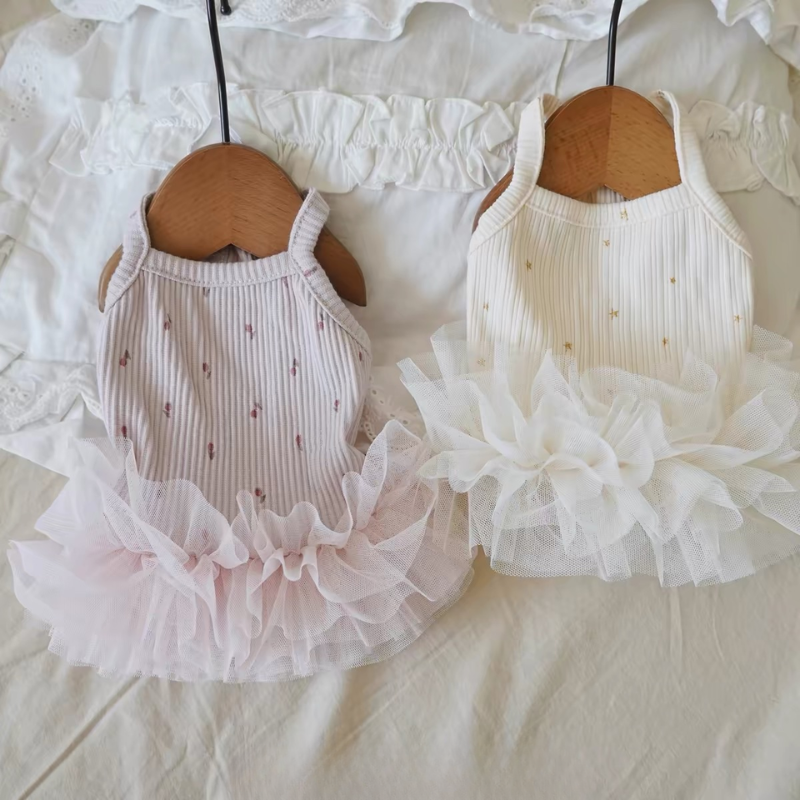 Vestido Pet com Saia Tule